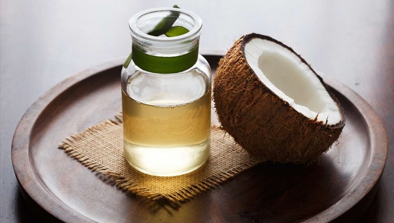 মিলনের সময় তেল ব্যবহার