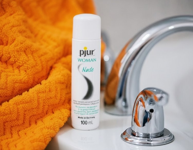 pjur woman nude review